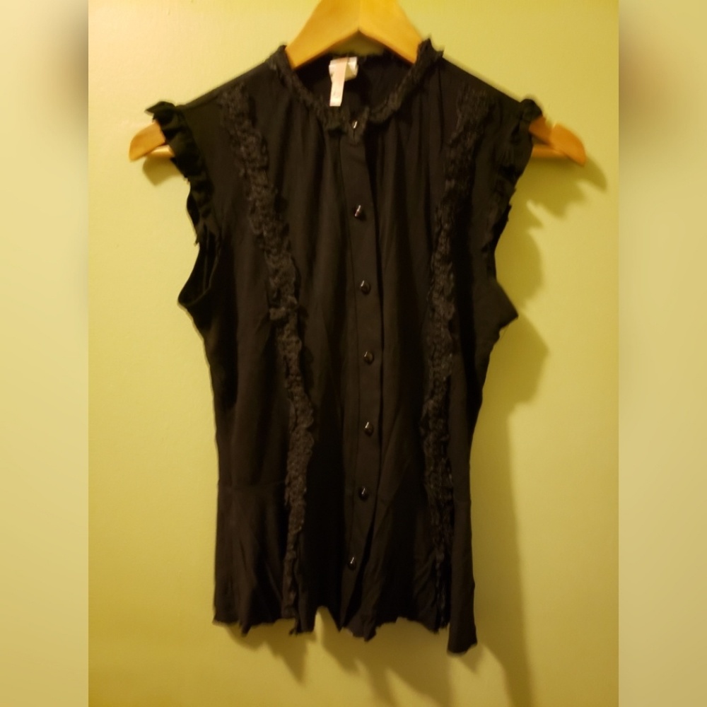 Tua women top